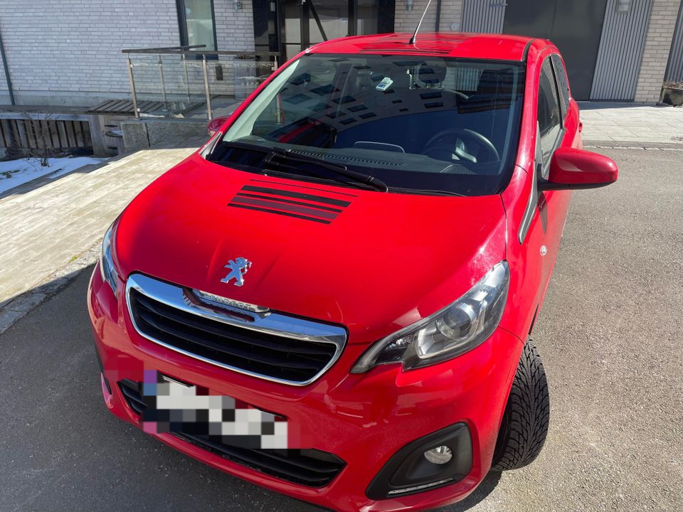 Peugeot 208